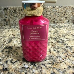 Bath & Body Works Cactus Blossom Body Lotion - Pink Discontinued